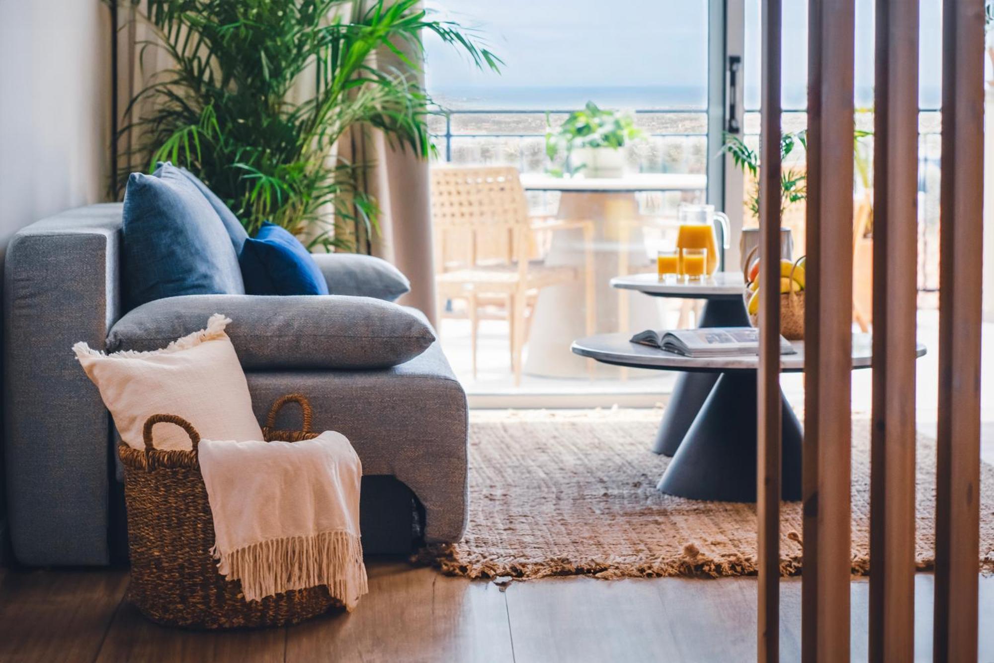 מלון Paphos Wellclub - Wellness Family Experience - Seaview מראה חיצוני תמונה